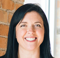 Sophie Hartwell, leder for kundesupport, portrett av serviceteam